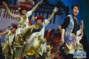 “文化中国·四海同春”香港各界新春晚会举行
