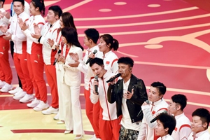 “奥运健儿大汇演”激励香港观众